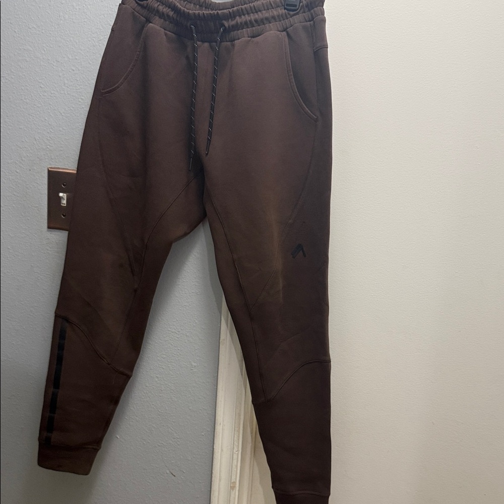 Alphalete Brown Men's Joggers